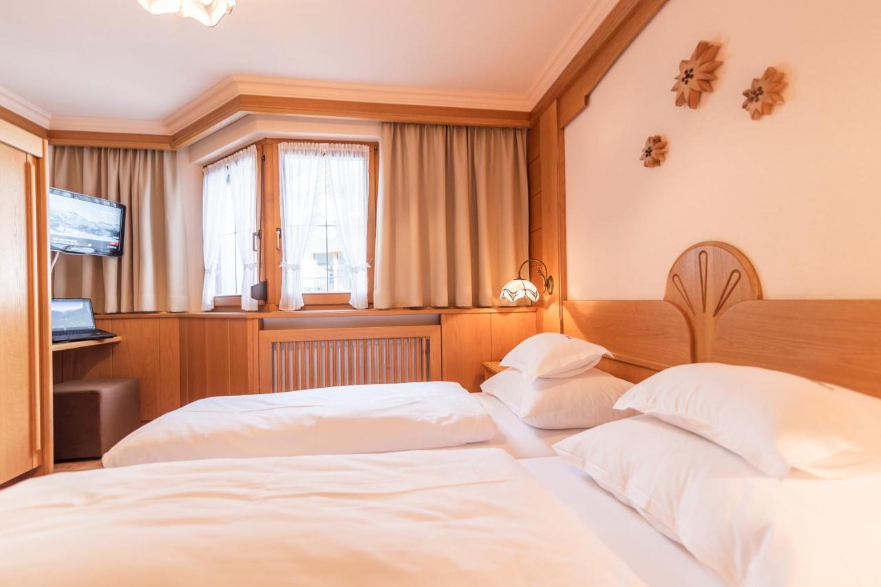 Hotel Garni Apart Tina Ischgl Exterior foto