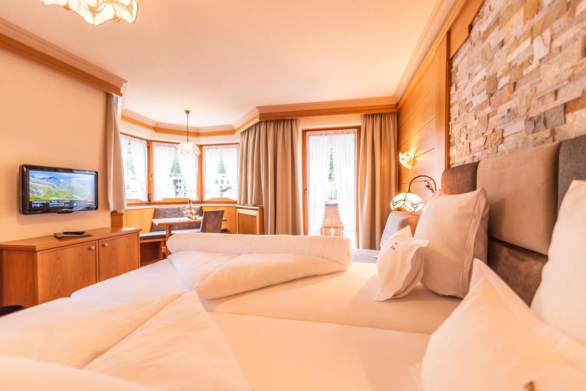 Hotel Garni Apart Tina Ischgl Exterior foto
