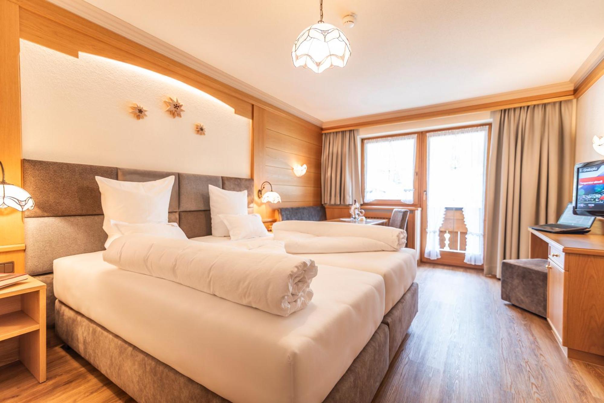 Hotel Garni Apart Tina Ischgl Exterior foto